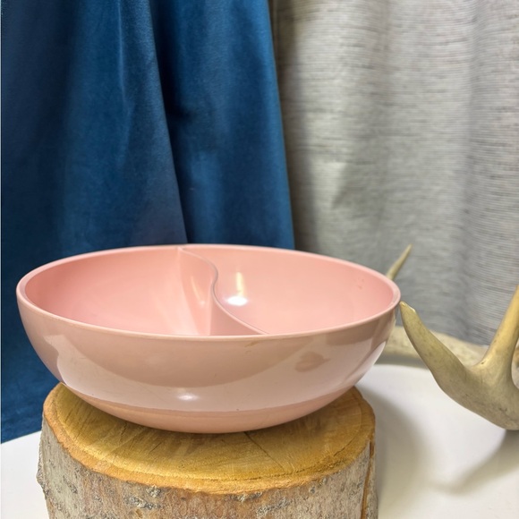Vintage MCM Pink Melamine PM815A-4 Divided Round Serving Bowl - Picture 3 of 4
